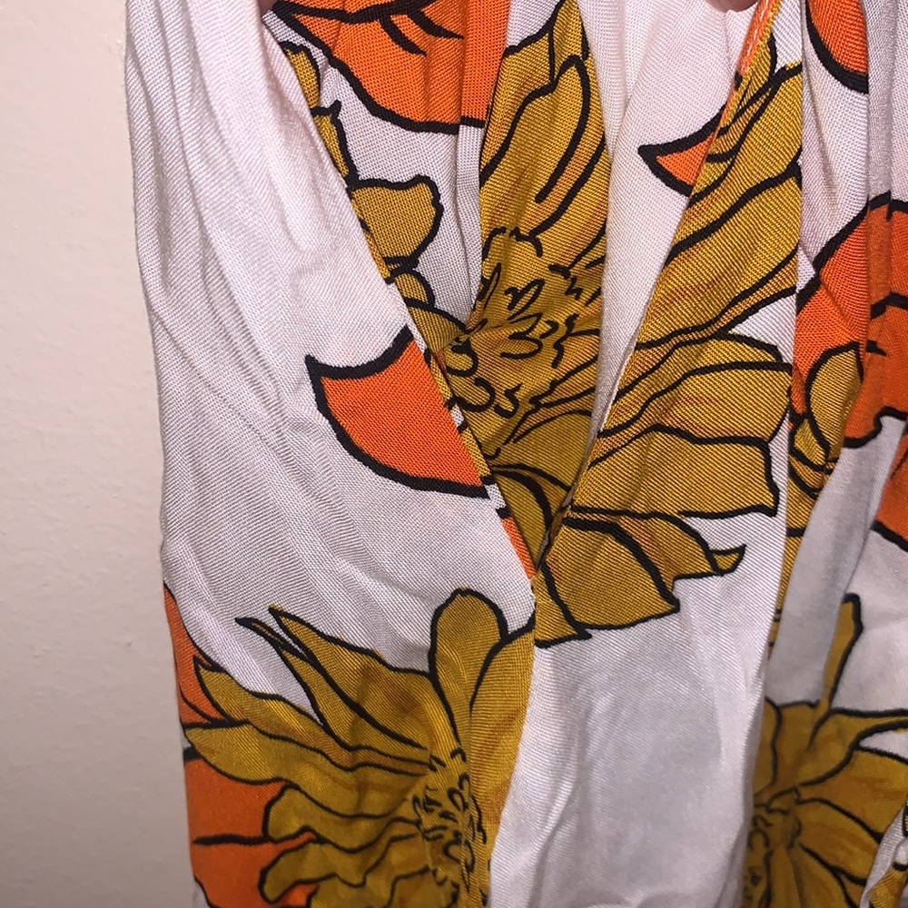 Women’s Sunflower Print Jumpsuit with Pockets - Picture 8 of 12